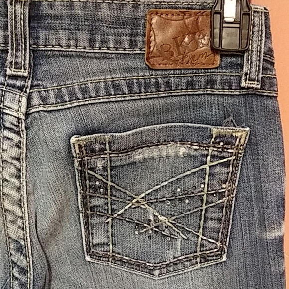 BKE Stella boot stretch Factory distressed jeans - Picture 5 of 8